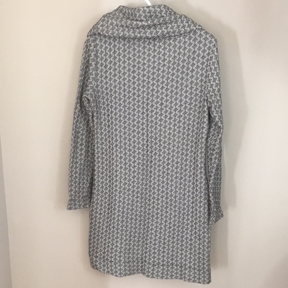 Long-sleeve LOFT Sweater Dress - Picture 4 of 6